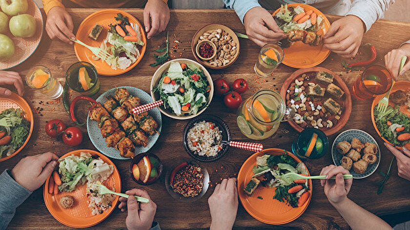 Pizza King'S & Waffle Duck